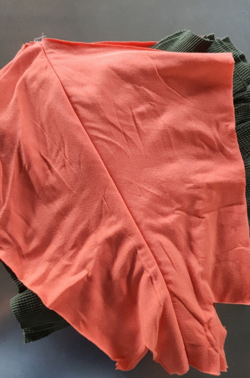 Vải lau màu nhiều lớp lớn - Vải Lau Công Nghiệp Mặt Trời Việt - Công Ty TNHH TM DV Thu Mua Phế Liệu Xây Dựng Mặt Trời Việt